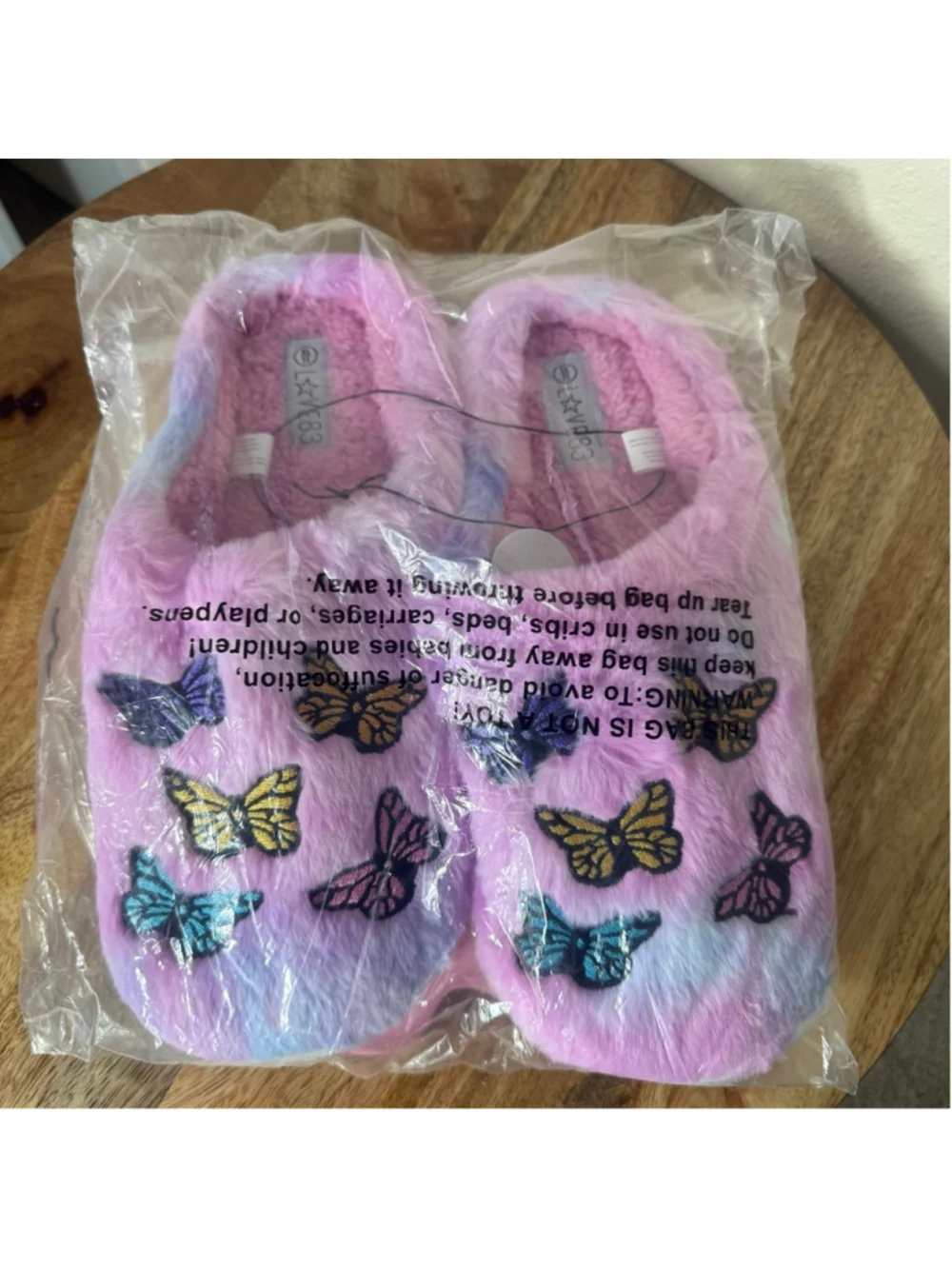 Women's LOVE83 Pink Blue Butterfly Fuzzy Slippers Size 11 - Picture 3 of 6